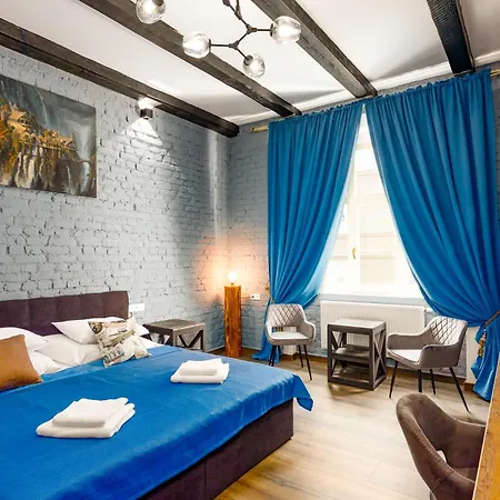 Karlovy Charme By Rentez Apartament